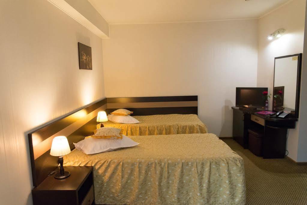 Indiana Hotel Ясси Екстер'єр фото