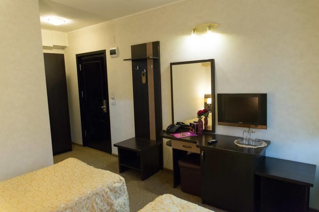 Indiana Hotel Ясси Екстер'єр фото