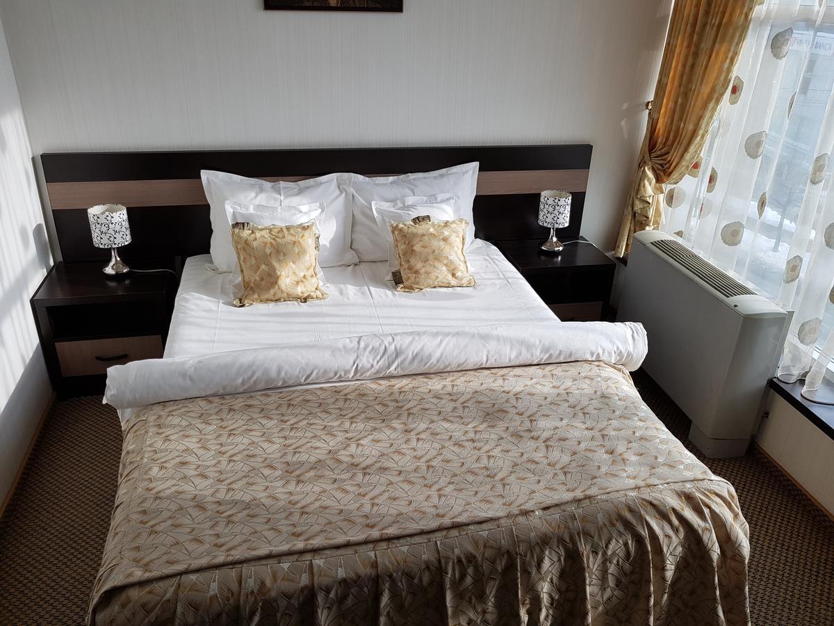 Indiana Hotel Ясси Екстер'єр фото