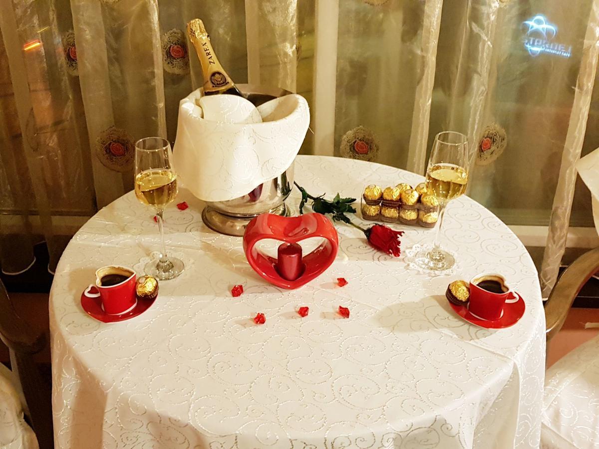 Indiana Hotel Ясси Екстер'єр фото