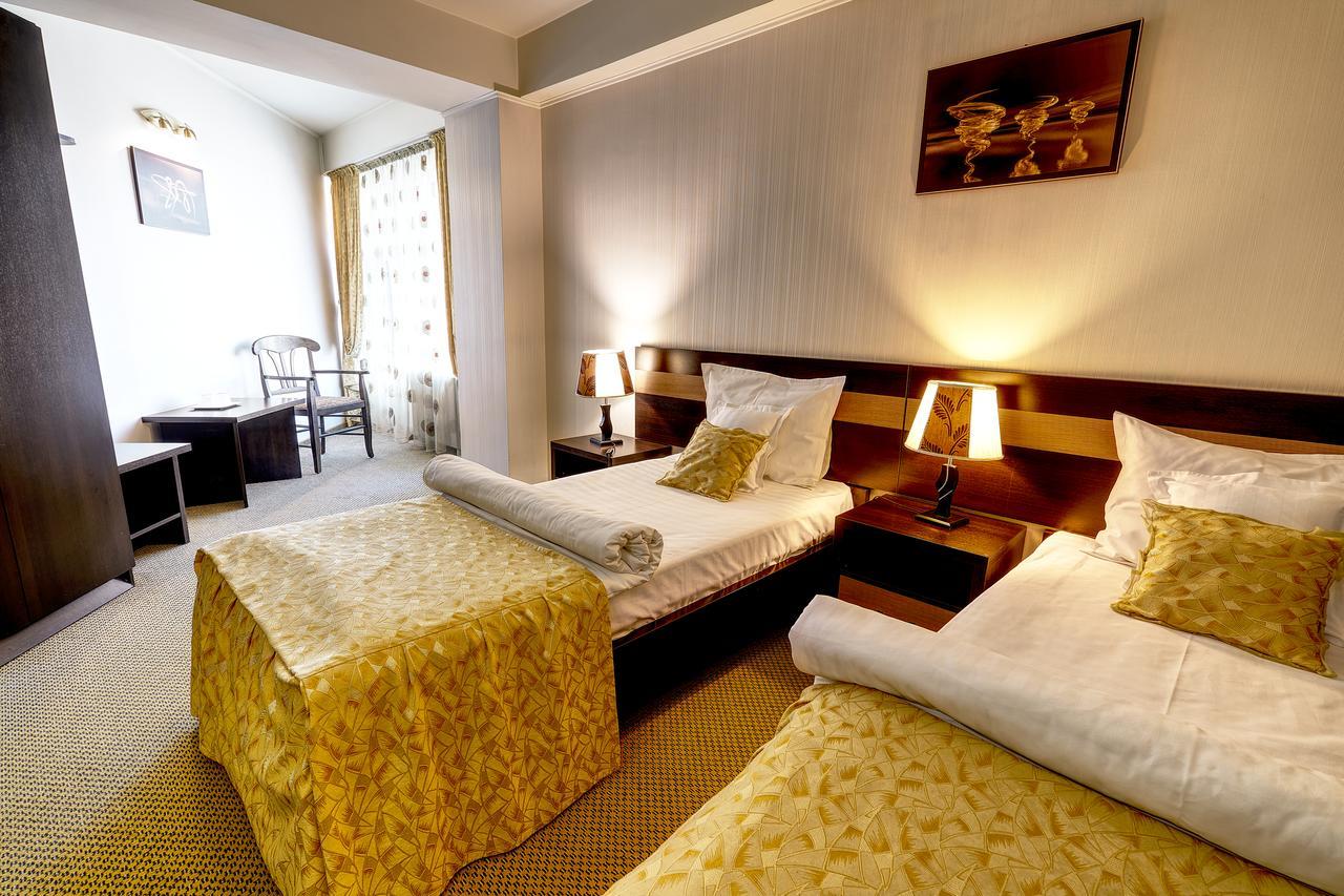 Indiana Hotel Ясси Екстер'єр фото